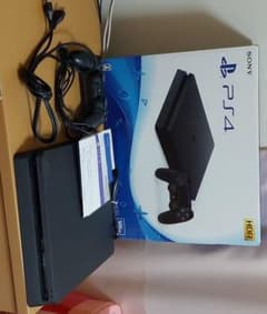 SONY PlayStation4 CUH-2200AB01のサムネイル