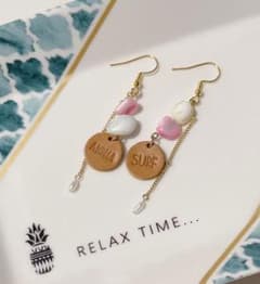 サージカルステンレス　革タグ　さざれ石　イヤリング　ピアスのサムネイル
