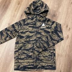 BURTON パーカー　迷彩　撥水　裏起毛のサムネイル