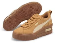 新品未使用品！23.5センチ　PUMA ウェッジ スウェード スニーカーのサムネイル