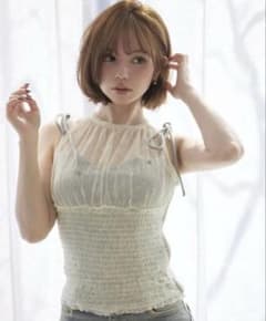 トップス ANDMARY Paula lacey chiffon tops andmary Paula lacey chiffon tops beige - メルカリ