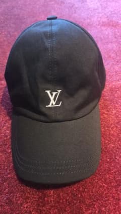 早い者勝ちLOUIS VUITTON(ルイヴィトン)キャップ・LV リーグ黒 早い者勝ちLOUIS VUITTON(ルイヴィトン)キャップ・LV リーグ黒 - メルカリ