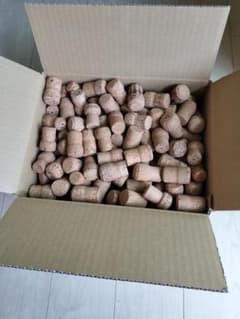 シャンパンコルク 大量 まとめ売りのサムネイル