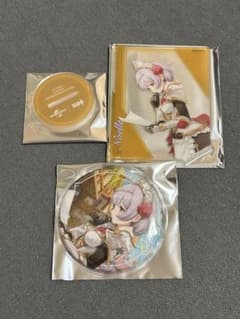 原神 ユニバ ユニバーサル・スタジオ・北京 コラボ　ノエル　アクスタ　缶バッジのサムネイル