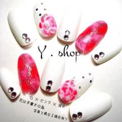 3つ以上同時購入でお好きなネイルプレゼント☺︎のサムネイル