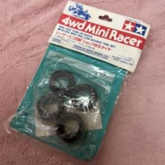 レーサーミニ四駆　ショック吸収タイヤのサムネイル
