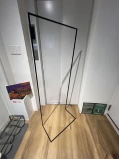 KANADEMONO カナデモノ社製 ミニマル アート ハンガーラック - メルカリ