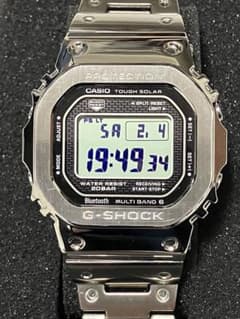 CASIO G-SHOCK GMW-B5000D-1JF フルメタルシルバー　Aのサムネイル