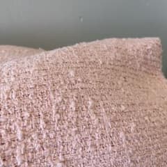 淡いピンクのテクスチャー生地　　綿100% 144✖️220㎝