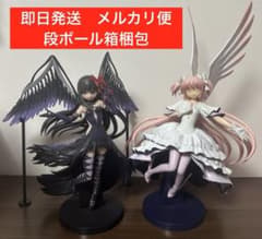 魔法少女まどか☆マギカ フィギュア 2体セット - メルカリ