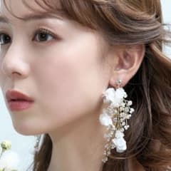 ウェディング　ピアス　花のサムネイル