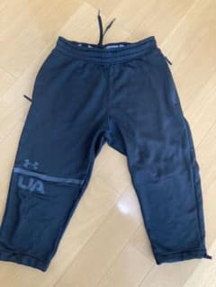 ひでポン様専用　アンダーアーマー パンツ 七分丈のサムネイル