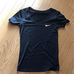 ナイキ DＲY F I T  値下げ中のサムネイル
