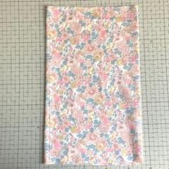 輸入リバティ　カットクロス　35×60 ②のサムネイル