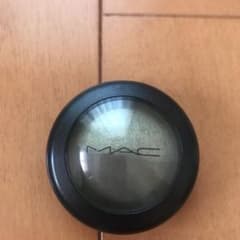 MAC ミネラライズ アイシャドウのサムネイル