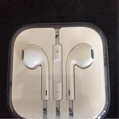 アップルイヤホン正規品のサムネイル
