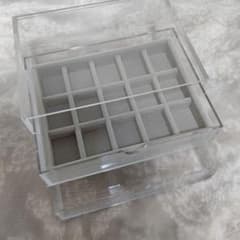 無印のアクセサリー収納ケースのサムネイル