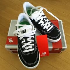 New Balance　CRT300RNのサムネイル