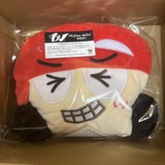 あかいどこでも寝れるヤツ クッションネックピロー 重岡 - メルカリ