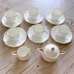 ナルミ　カップ＆ソーサー6客セット　ゴールドライン　シュガーポット　クリーマー ナルミ カップ＆ソーサー6客セット ゴールドライン シュガーポット