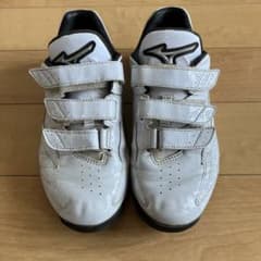 ミズノ　トレーニングシューズのサムネイル