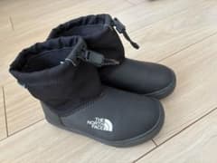 THE NORTH FACE ブラック色　レインシューズ　18cmのサムネイル