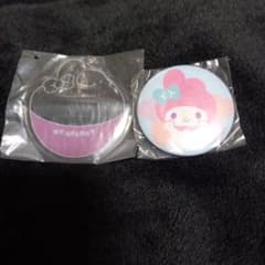 サンリオ クリアケースつき ぷにきゅきゅデザイン 未開封 缶バッジ セットのサムネイル