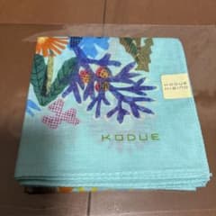Thumbnail of 値下げ　KODUE HIBINO ひびのこづえ　ハンカチ58× 58cm