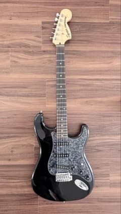 Squier by Fender Stratocaster ブラックのサムネイル