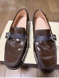 LOUIS VUITTON パテントレザー バックルローファー ブラウンのサムネイル