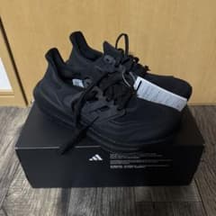 adidas ULTRABOOST LIGHT ブラック 26cmのサムネイル