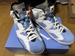 Nike Air Jordan 6 UNCのサムネイル
