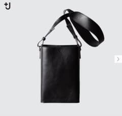 UNIQLO +J ジルサンダーコラボ　ショルダーバックのサムネイル