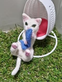 핸드메이드 양모 펠트 흰 고양이 * 해먹은 붙지 않습니다