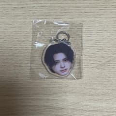 INI 松田迅 カプセルトイ 顔 アクリルキーホルダー - メルカリ