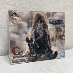 一番くじ 進撃の巨人 C賞 リヴァイ フィギュア 〜心臓を捧げよ