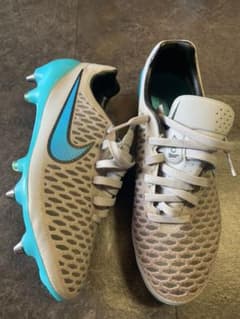 ナイキ サッカースパイク マジスタ SG 25.0のサムネイル