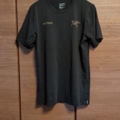 ARC'TERYX アークテリクス Tシャツ ブラック Sのサムネイル