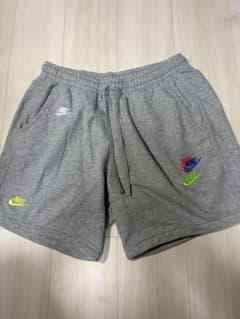 NIKE スウェット ショートパンツ グレー Lのサムネイル