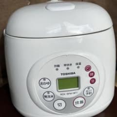 TOSHIBA　炊飯器　新品のサムネイル