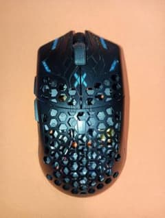 Finalmouse UltralightX Phantom 本体 Lion