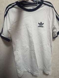 Me1 l様専用商品adidas ホワイト TシャツSのサムネイル