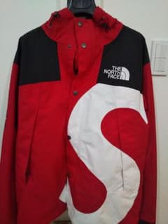 Supreme×ノースフェイスマウンテンパーカーのサムネイル