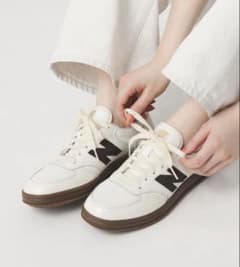 New Balance スニーカー ／U500 WHITE U5006VG New Balance スニーカー ／U500 WHITE U5006VG - メルカリ