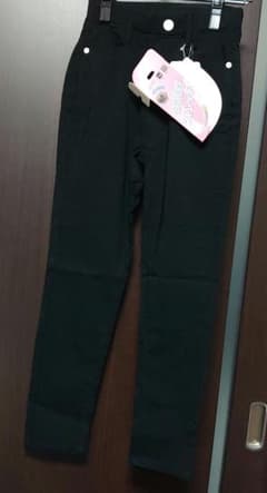 ⭐新品未使用⭐のびのびストレッチパンツ ブラック サイズ150のサムネイル