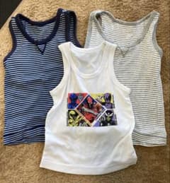 ノースリーブタンクトップ3枚セット おまけにTシャツ1枚のサムネイル