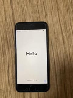 iPhone 8 64G りさ様専用のサムネイル