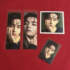 BTS ロングステッカー・ホログラム両面フォトカード等♡V - メルカリ
