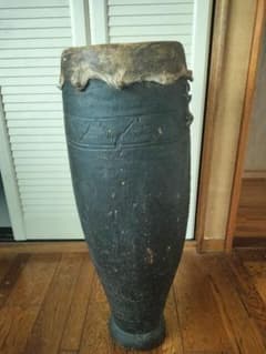 【アフリカンビンテージドラム｜東・中央アフリカ伝統太鼓】 アフリカンビンテージドラム｜東・中央アフリカ伝統太鼓】 - メルカリ