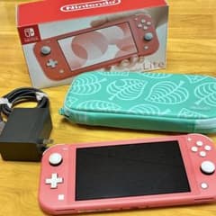 ★超美品★Switch Lite本体★キャリングケース・アダプター・箱のサムネイル